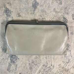 HOBO Lauren clutch wallet tan leather vintage